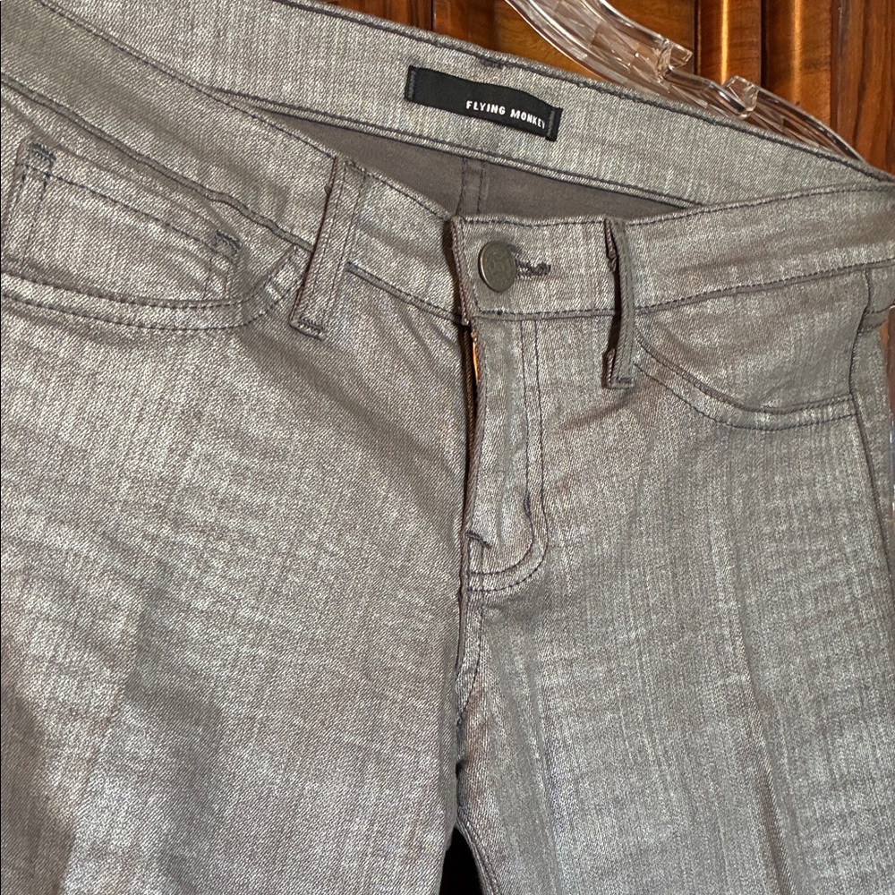!! DISCOUNTED SHIPPING $4.99!!  Flying Monkey Women's Metallic Gray Skinny Jeans